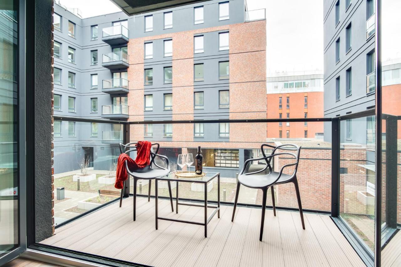 Apartament Chwaliszewo Z Balkonem - Free Parking Poznan Bagian luar foto