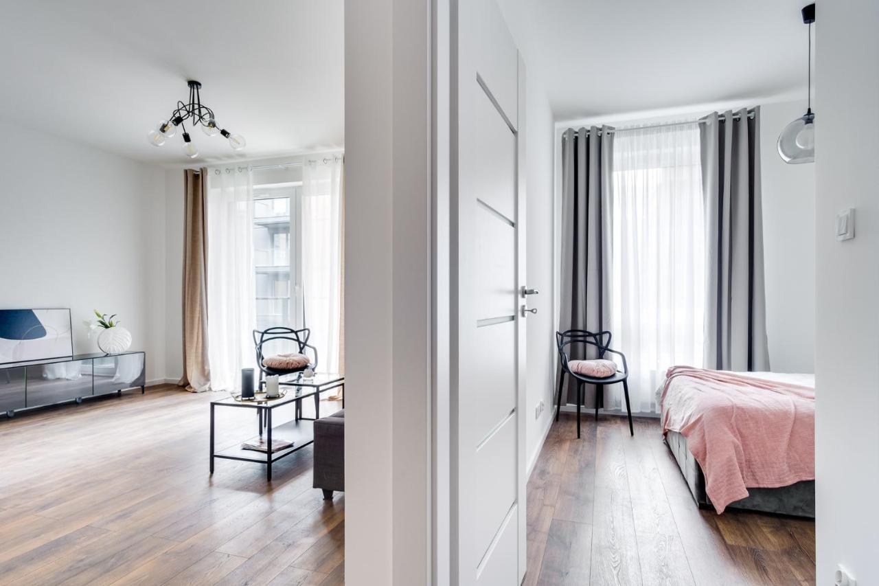 Apartament Chwaliszewo Z Balkonem - Free Parking Poznan Bagian luar foto
